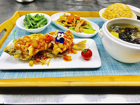 ���ӠI�B(y��ng)��